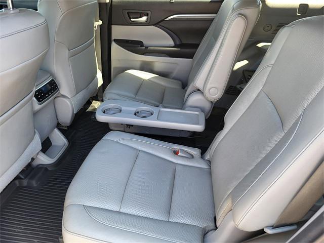 used 2017 Toyota Highlander car, priced at $20,529