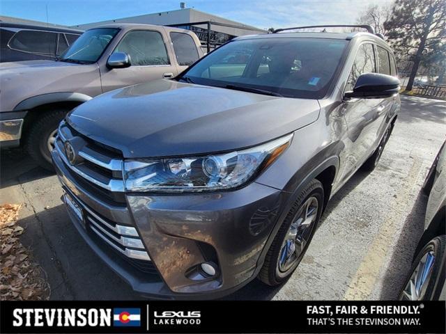 used 2018 Toyota Highlander car, priced at $32,149