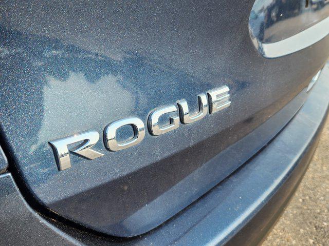 used 2016 Nissan Rogue car, priced at $8,999