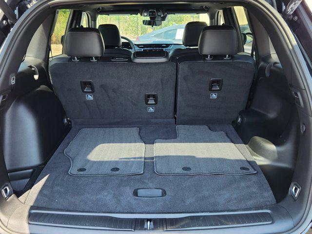 used 2025 Jeep Grand Cherokee car, priced at $36,295