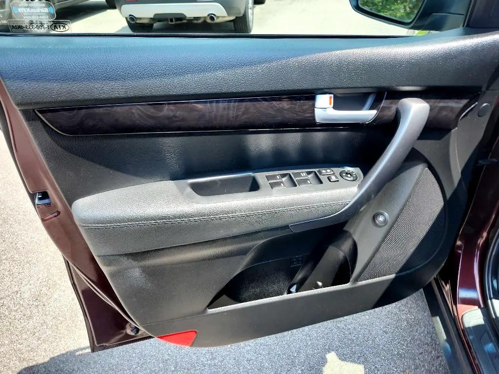 used 2016 Kia Sorento car, priced at $10,995