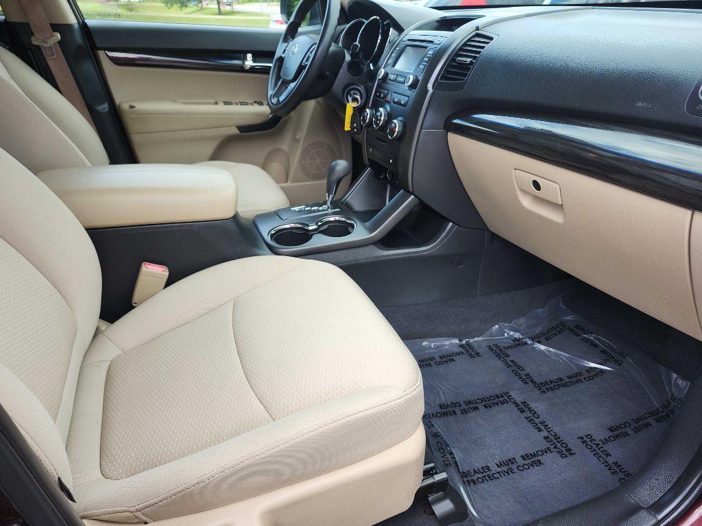 used 2013 Kia Sorento car, priced at $6,990