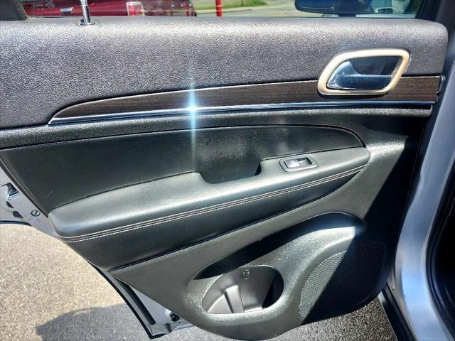 used 2014 Jeep Grand Cherokee car, priced at $11,390