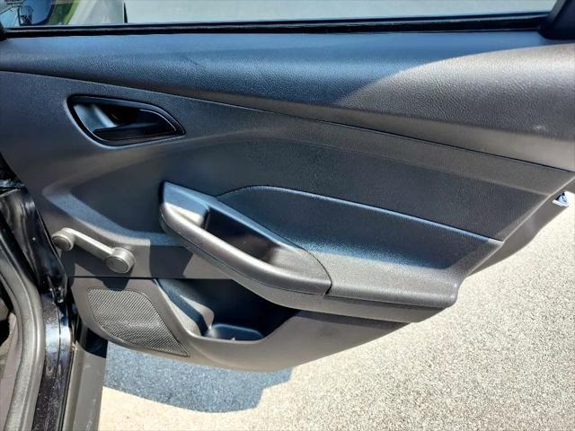 used 2013 Ford Focus car, priced at $5,995