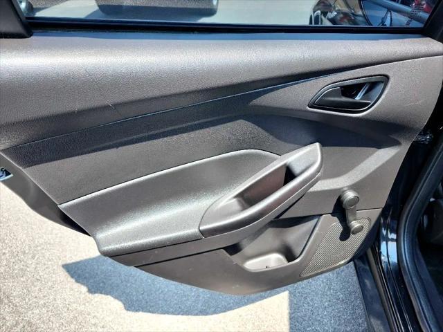 used 2013 Ford Focus car, priced at $5,995