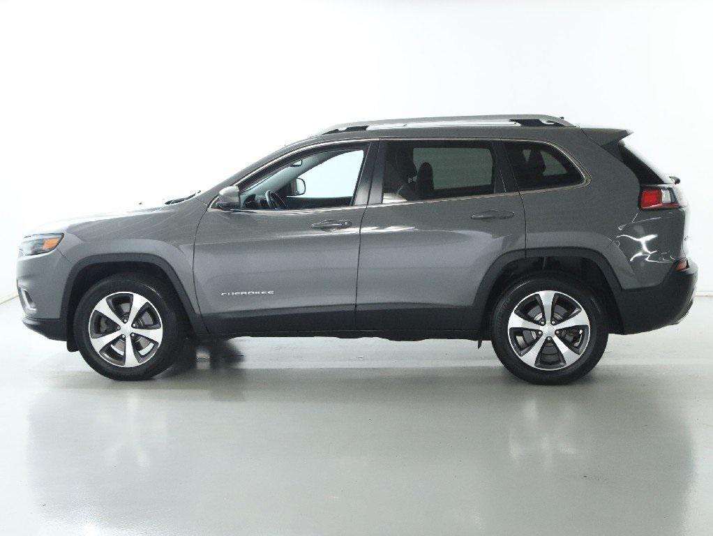 used 2019 Jeep Cherokee car, priced at $11,999
