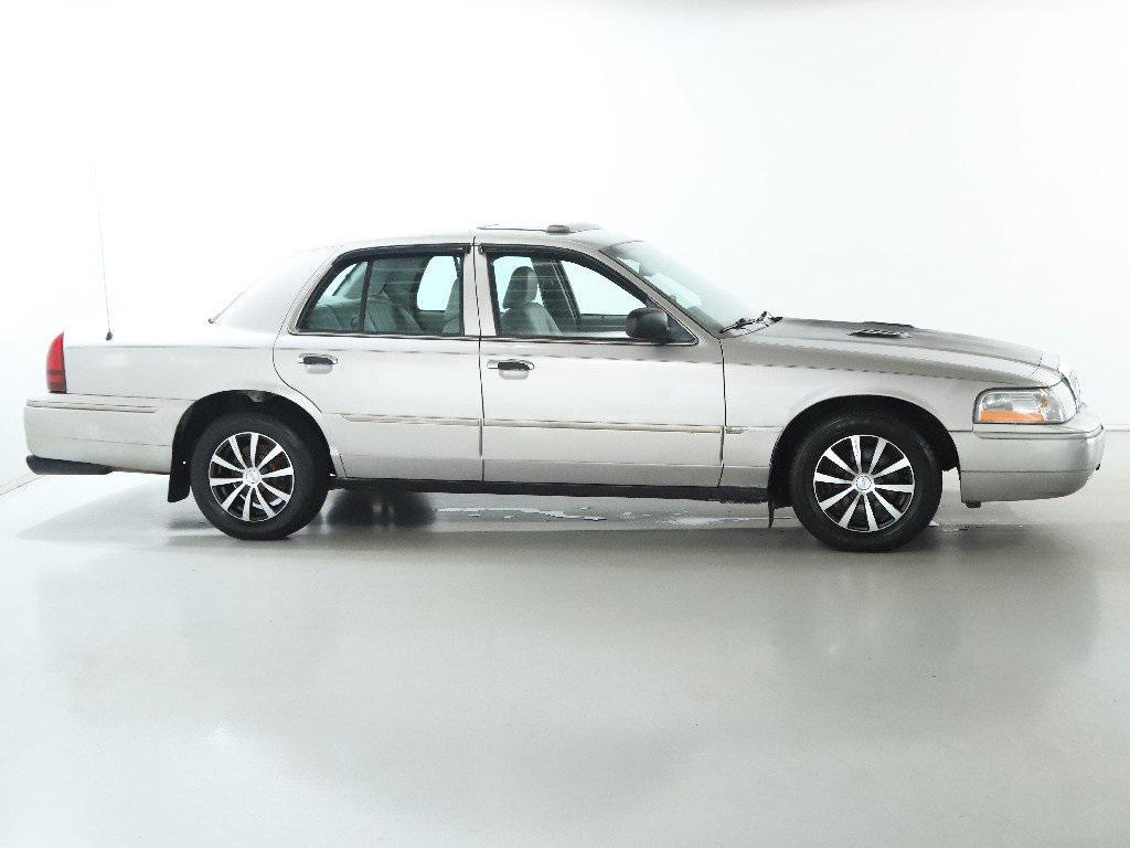 used 2005 Mercury Grand Marquis car, priced at $7,899