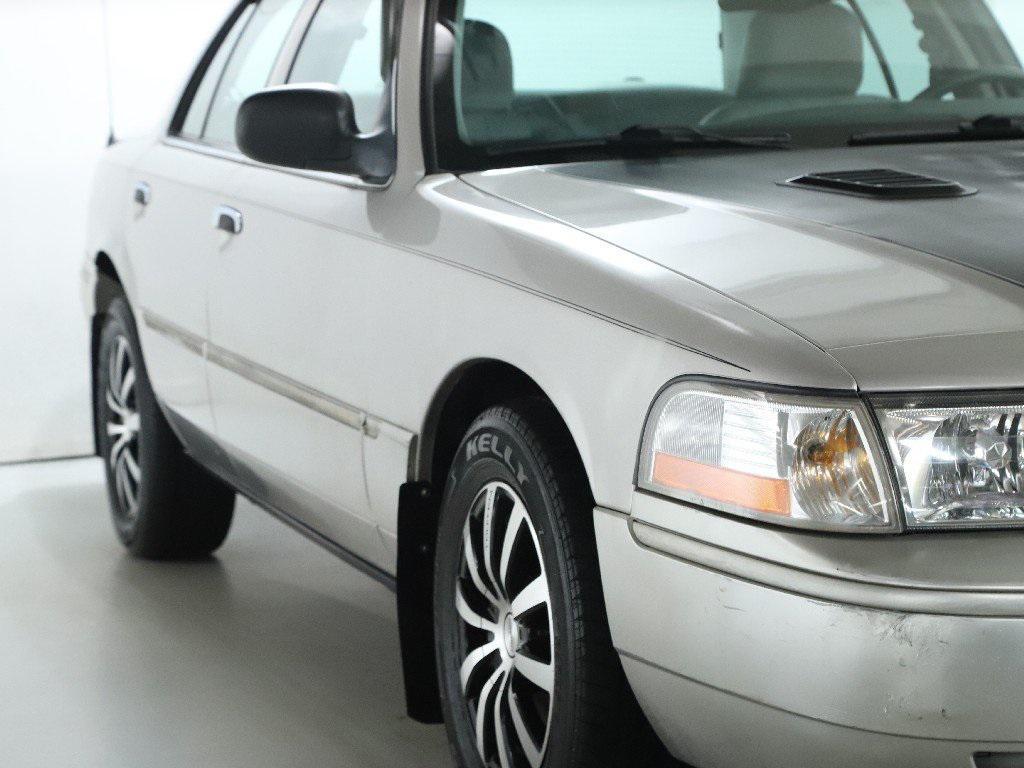 used 2005 Mercury Grand Marquis car, priced at $7,899