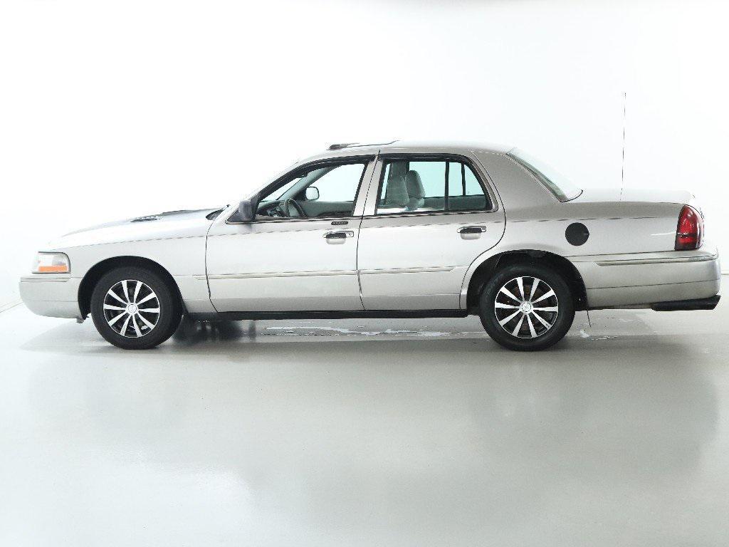 used 2005 Mercury Grand Marquis car, priced at $7,899