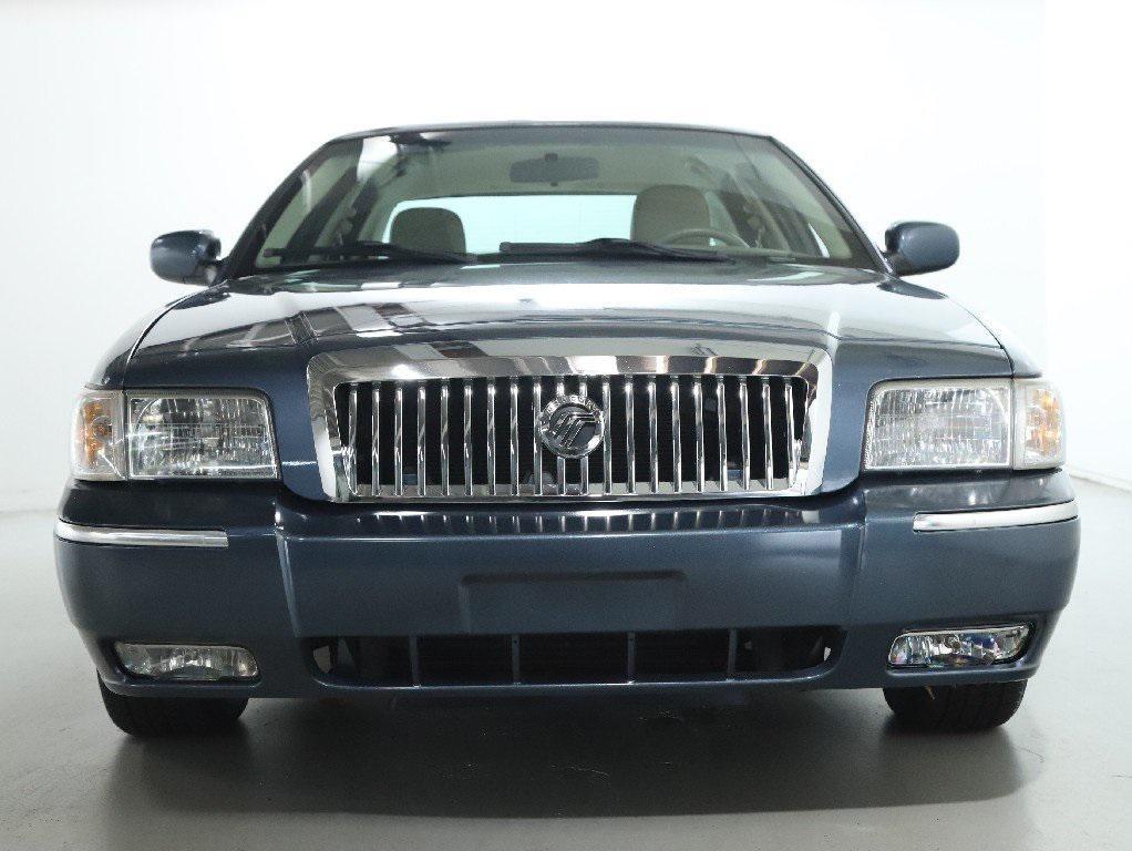 used 2008 Mercury Grand Marquis car, priced at $10,999
