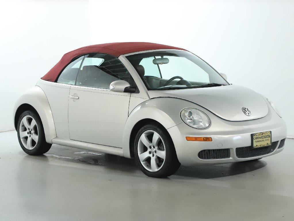 used 2009 Volkswagen New Beetle car, priced at $9,999