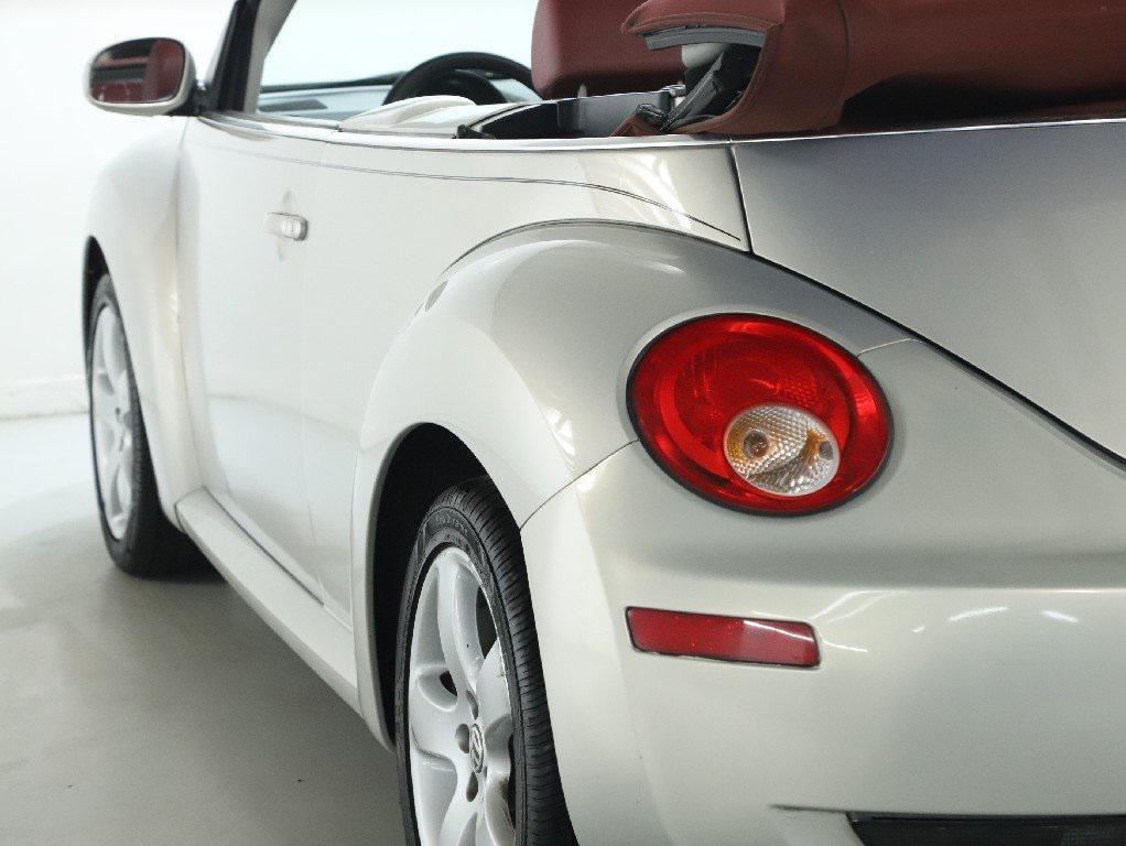 used 2009 Volkswagen New Beetle car, priced at $9,999