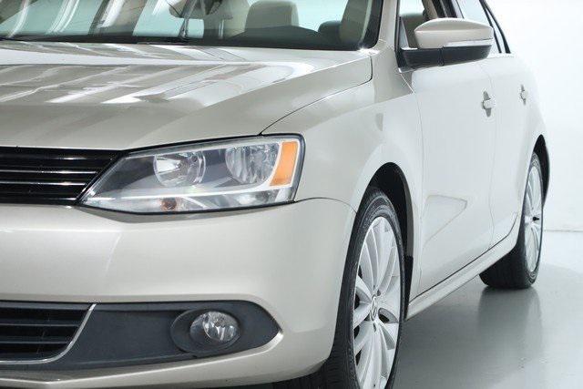 used 2014 Volkswagen Jetta car, priced at $9,499