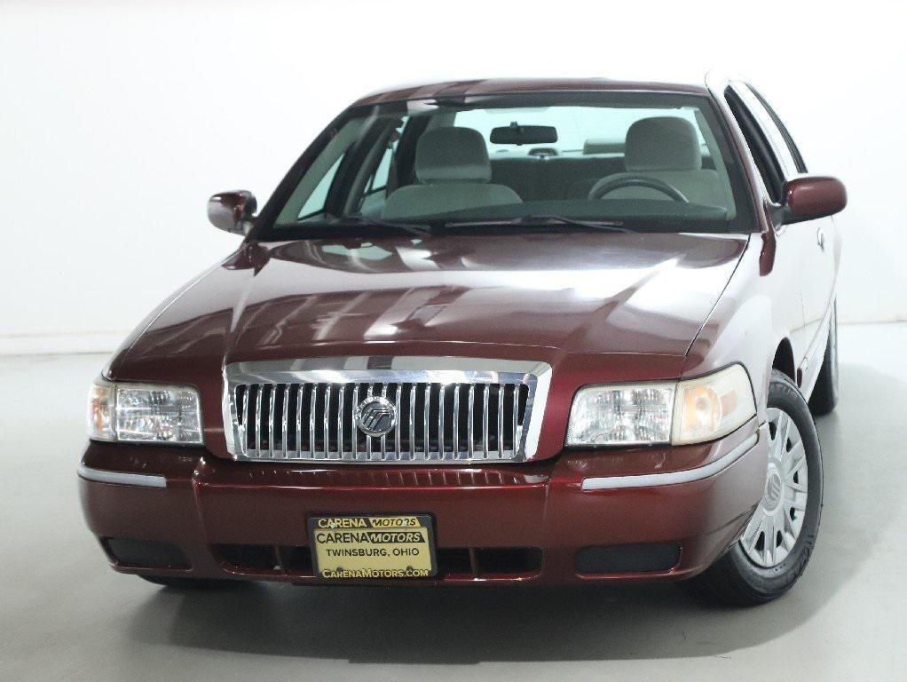 used 2007 Mercury Grand Marquis car, priced at $7,999