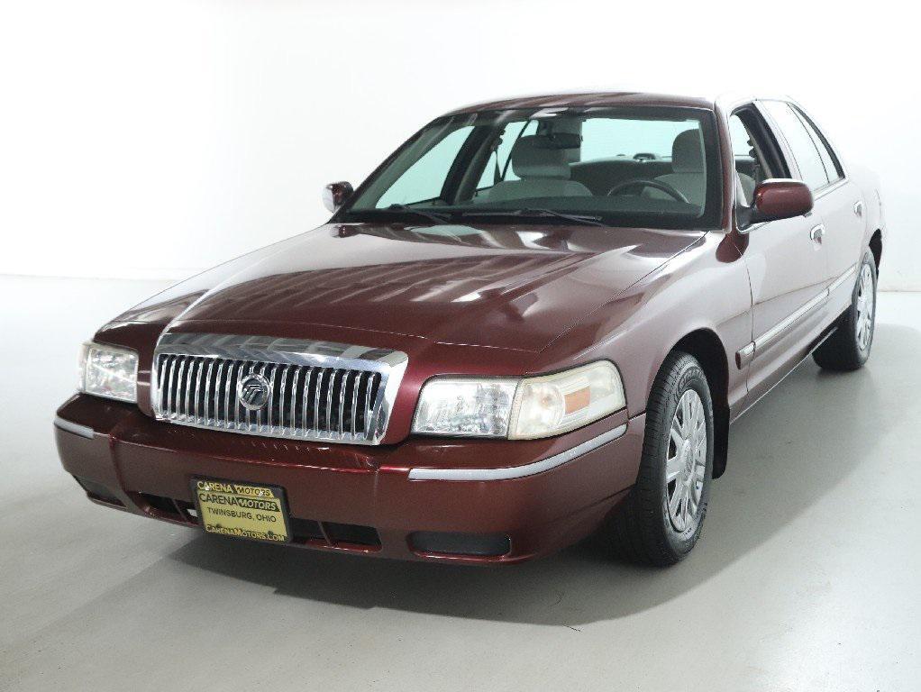 used 2007 Mercury Grand Marquis car, priced at $7,999