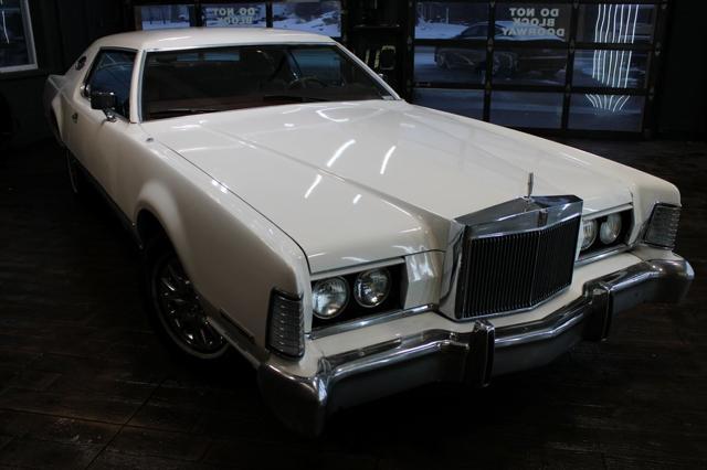 used 1972 Lincoln Continental car, priced at $6,599