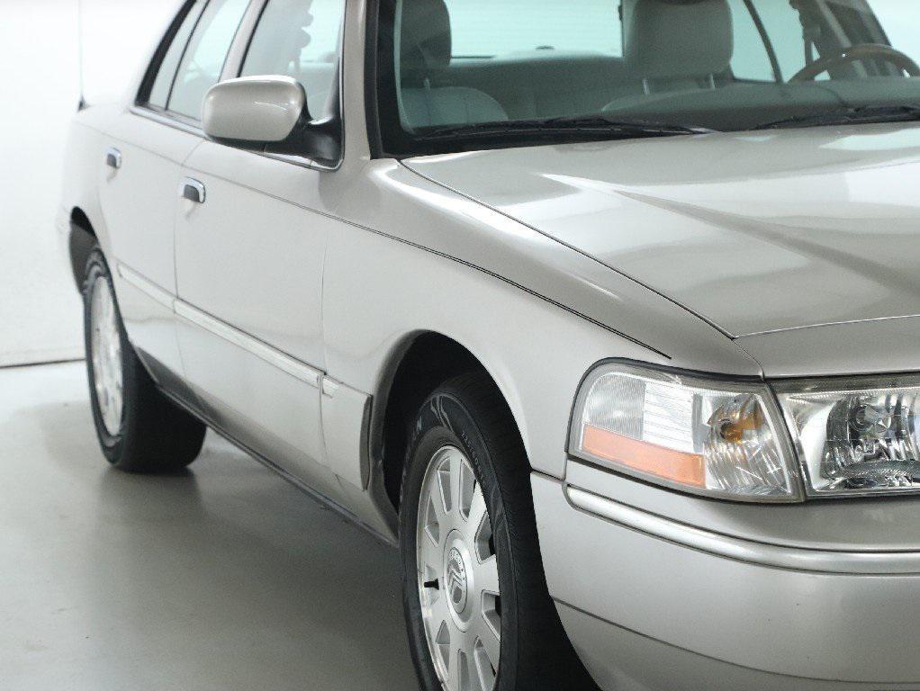 used 2005 Mercury Grand Marquis car, priced at $9,999