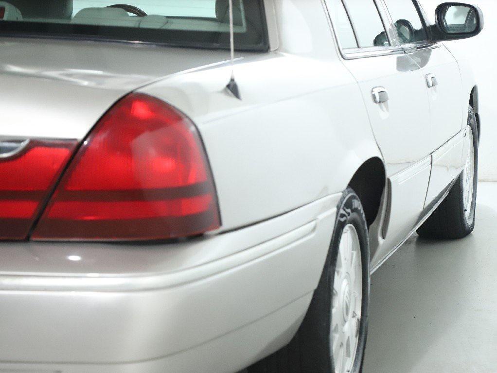 used 2005 Mercury Grand Marquis car, priced at $9,999