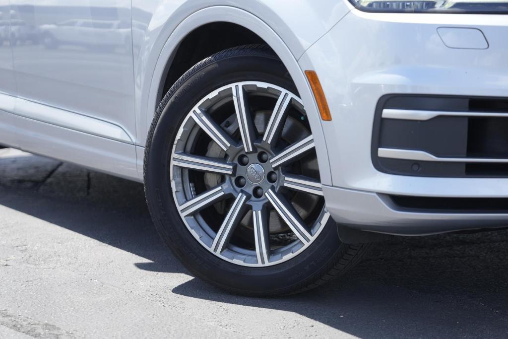 used 2019 Audi Q7 car, priced at $21,489