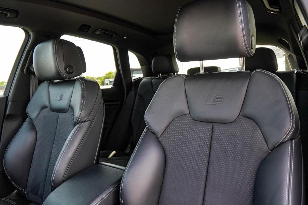 used 2022 Audi SQ5 car, priced at $46,169