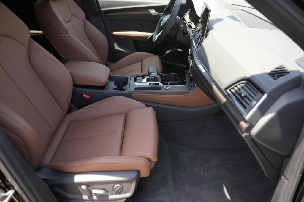 new 2025 Audi Q5 car, priced at $62,528