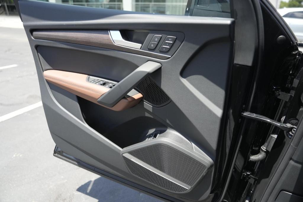 new 2025 Audi Q5 car, priced at $62,528