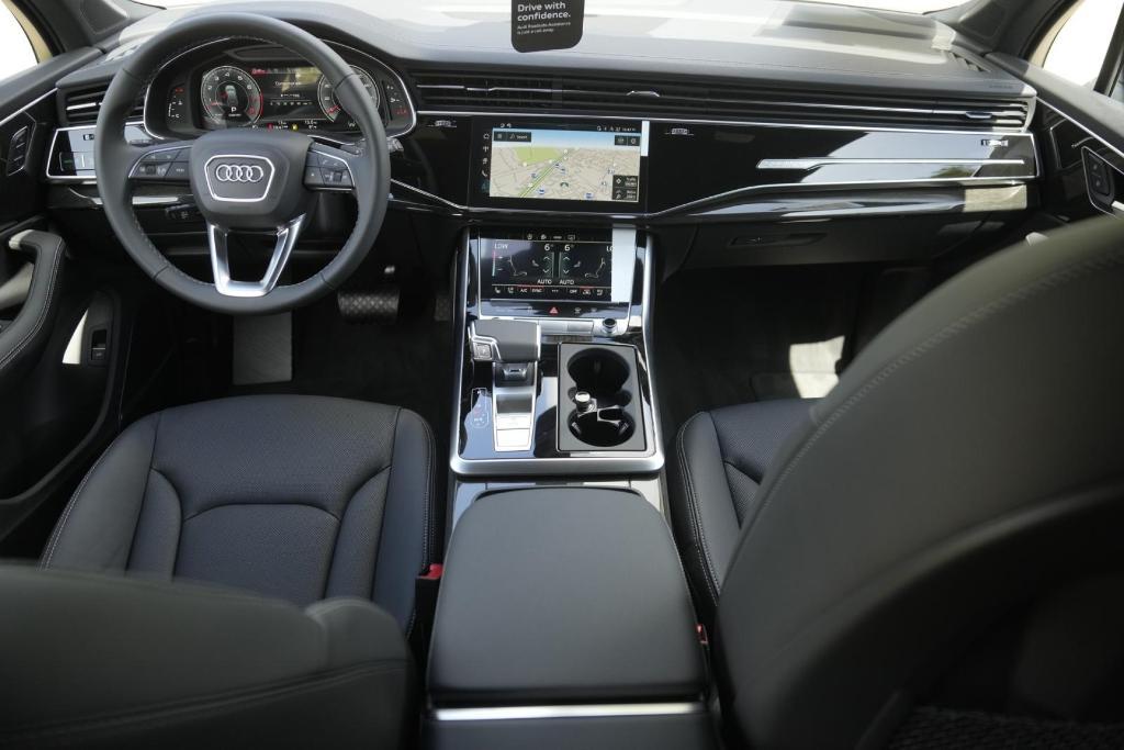 new 2025 Audi Q7 car, priced at $65,754