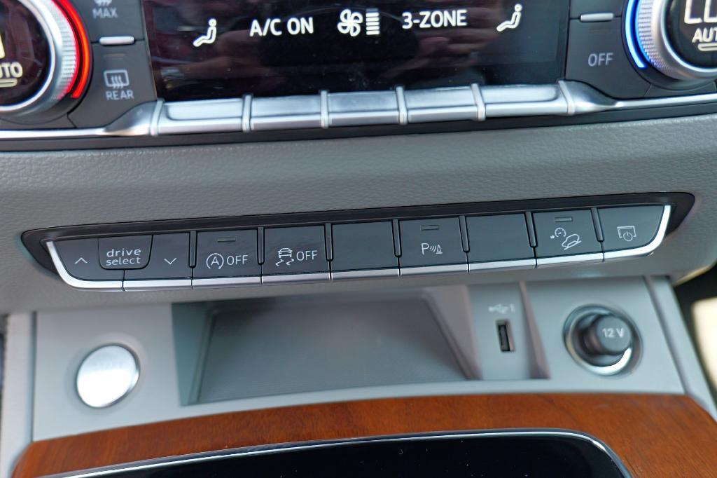 used 2022 Audi Q5 car, priced at $35,895