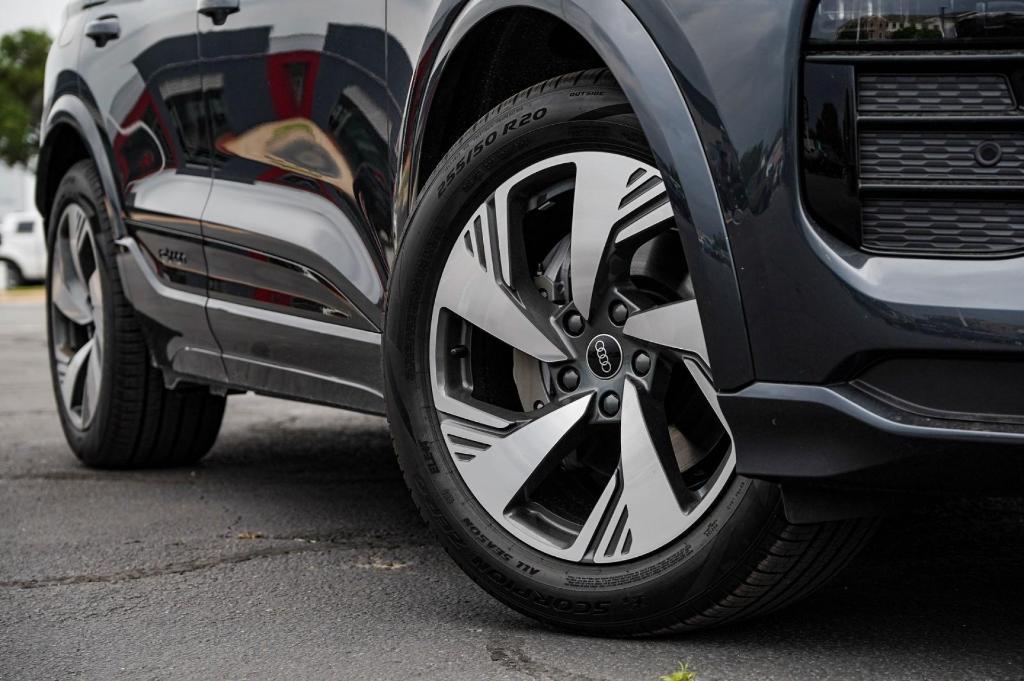 new 2025 Audi Q6 e-tron car, priced at $71,963