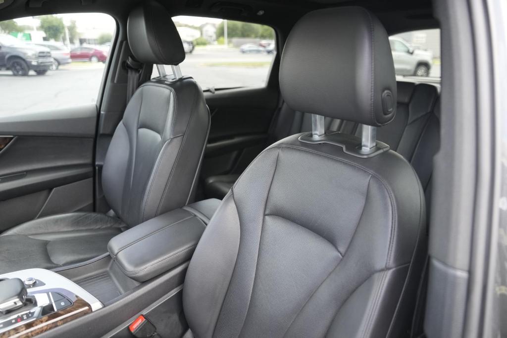 used 2018 Audi Q7 car, priced at $18,195