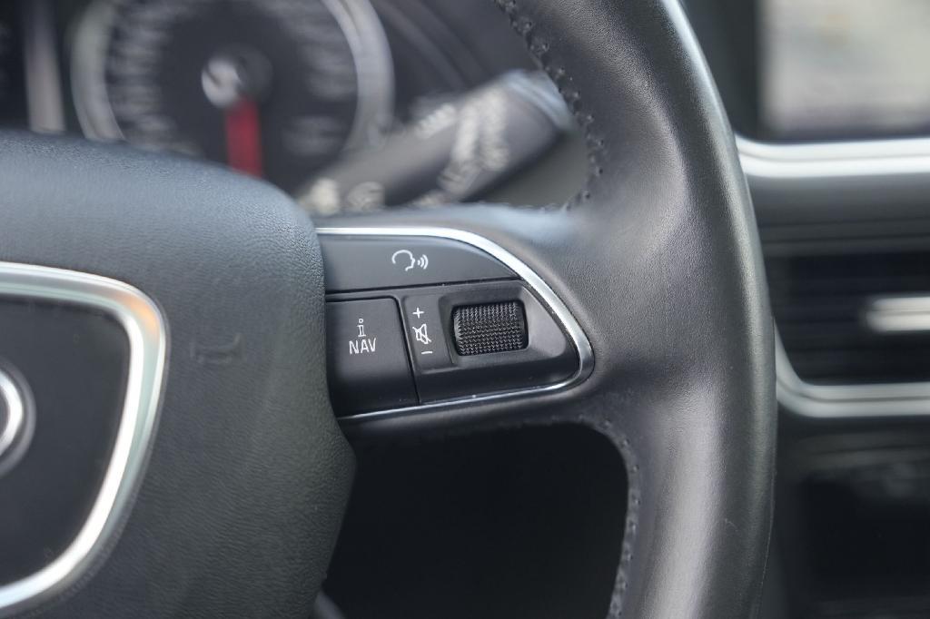 used 2013 Audi Q5 car, priced at $9,988