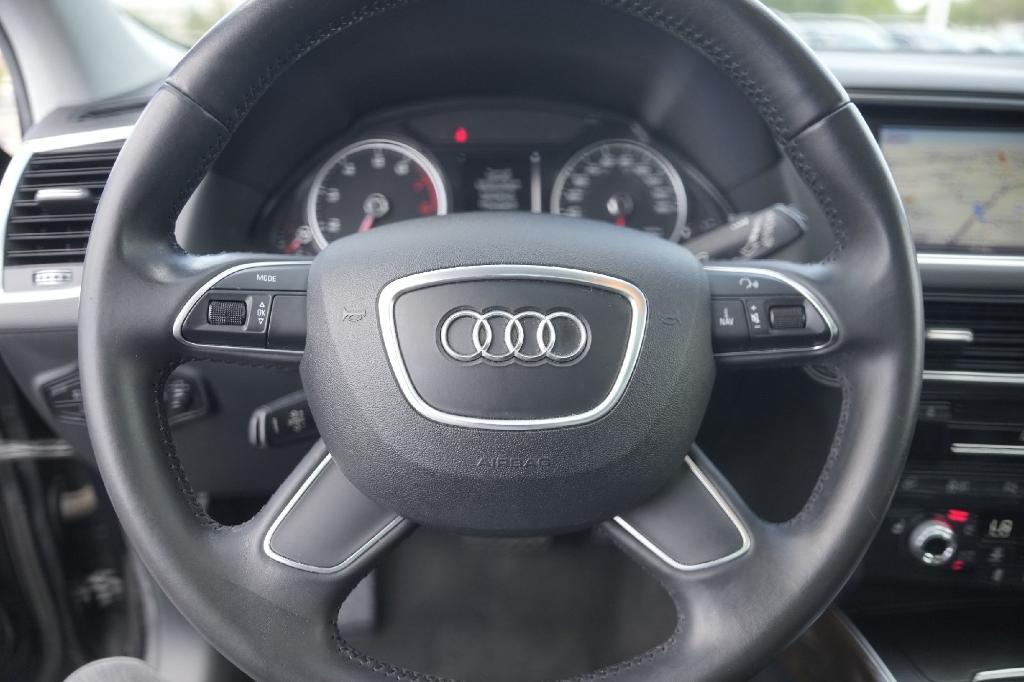 used 2013 Audi Q5 car, priced at $9,988