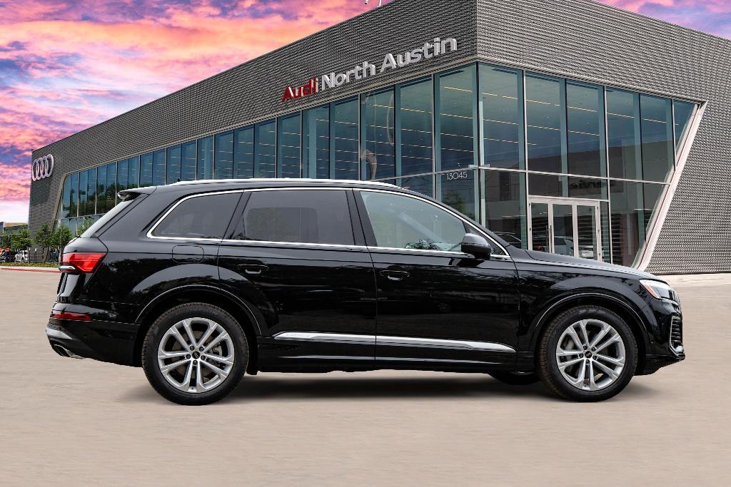 new 2025 Audi Q7 car, priced at $70,095