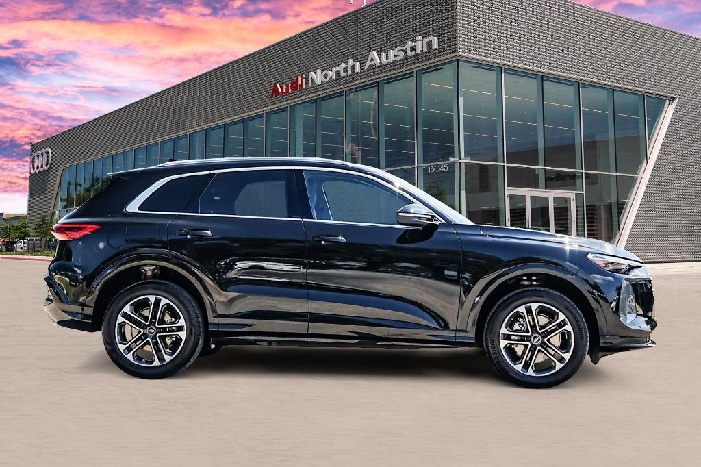new 2025 Audi Q5 car, priced at $58,100