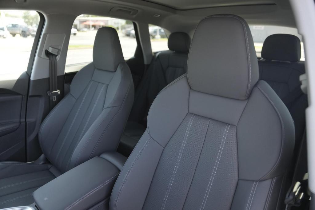 new 2025 Audi Q5 car, priced at $59,155