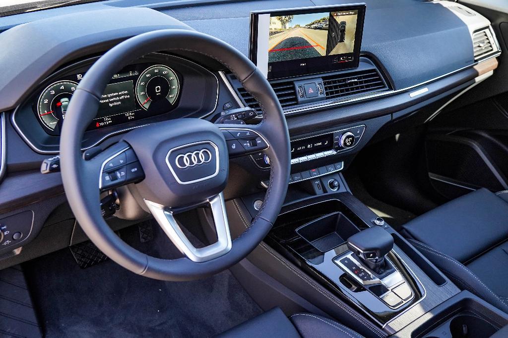 new 2025 Audi Q5 car, priced at $70,550