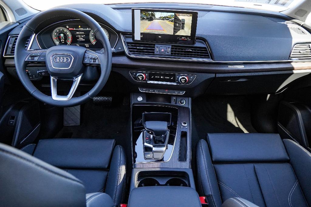 new 2025 Audi Q5 car, priced at $70,550