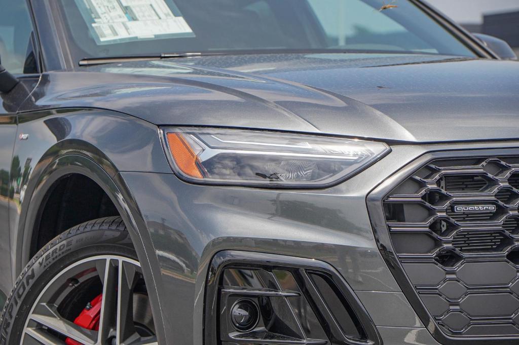 new 2025 Audi Q5 car, priced at $61,765