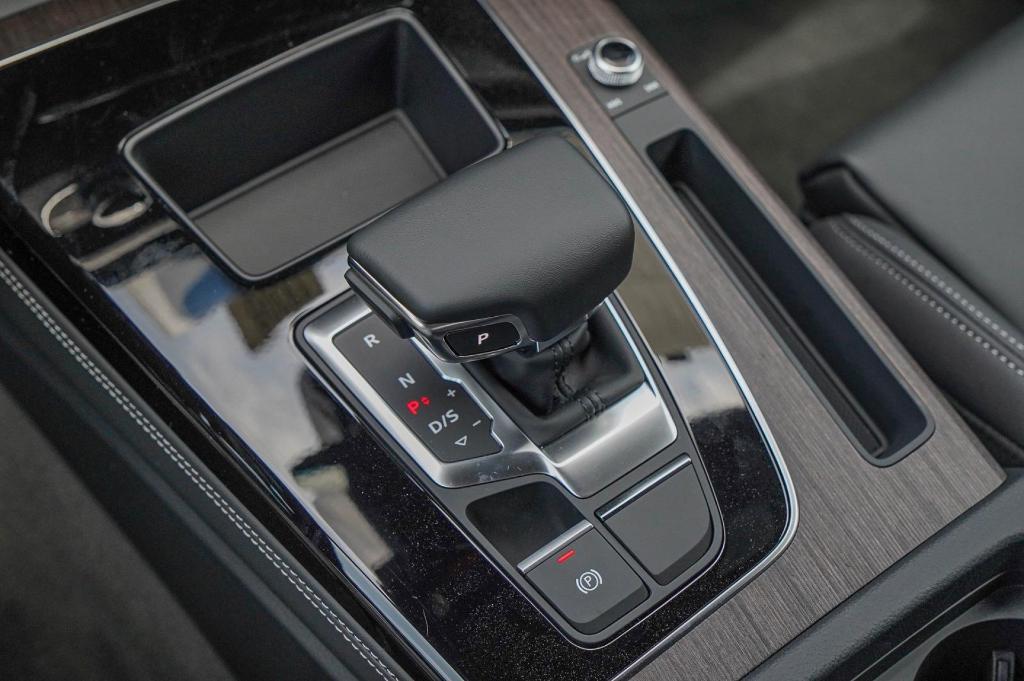 new 2025 Audi Q5 car, priced at $61,765