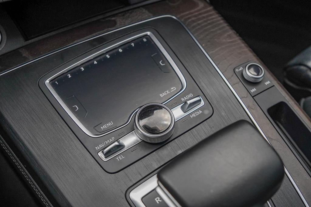 used 2020 Audi Q5 e car, priced at $31,521
