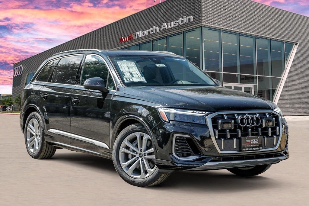 new 2025 Audi Q7 car, priced at $75,762