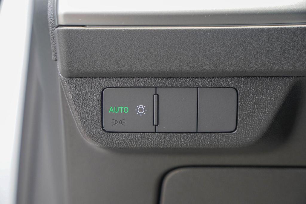 new 2025 Audi Q4 e-tron car, priced at $48,599