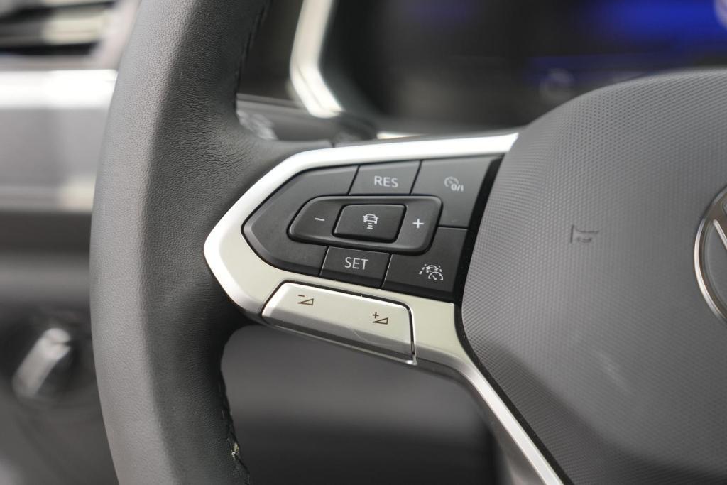 used 2024 Volkswagen Jetta car, priced at $25,397