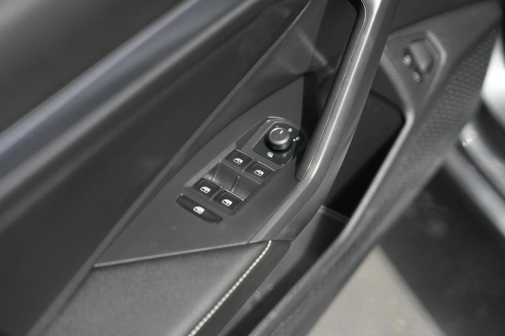used 2024 Volkswagen Jetta car, priced at $25,397