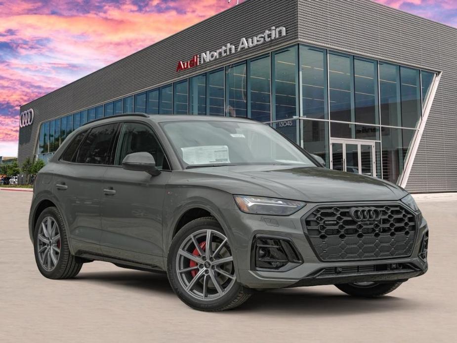 new 2025 Audi Q5 car, priced at $68,334