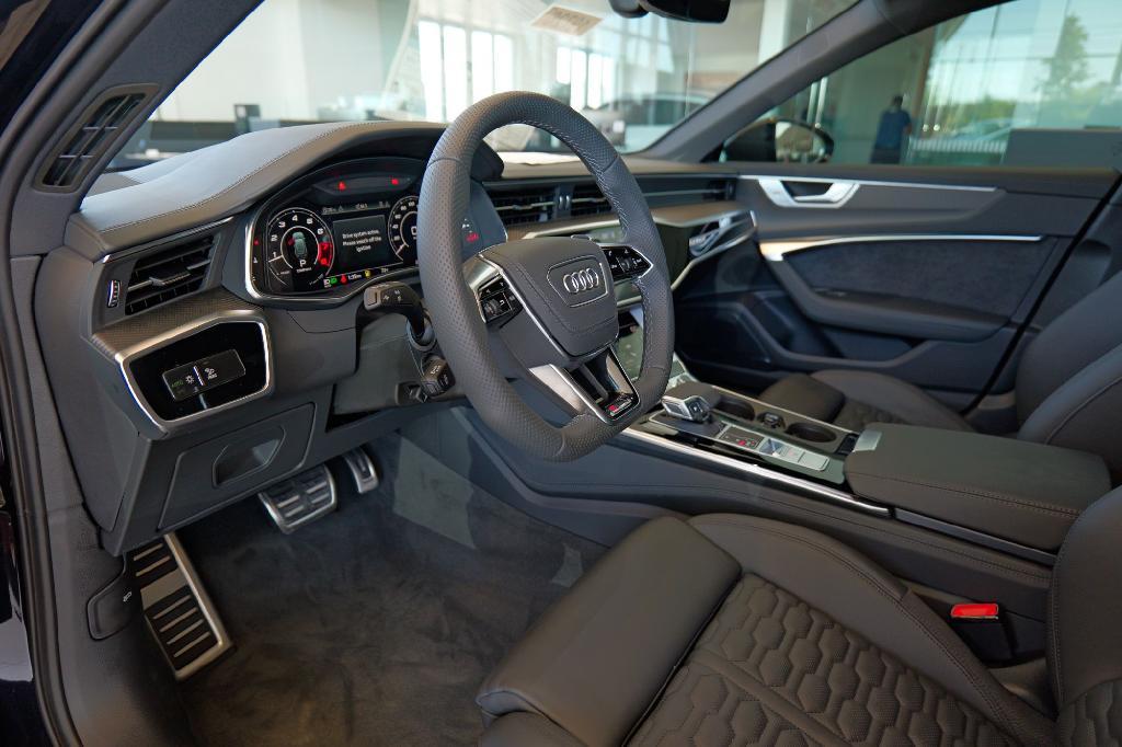 new 2026 Audi RS 6 Avant car, priced at $155,090