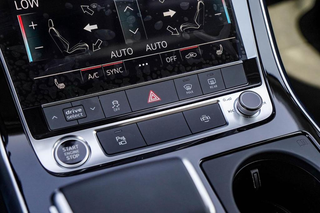 used 2025 Audi Q7 car, priced at $65,988