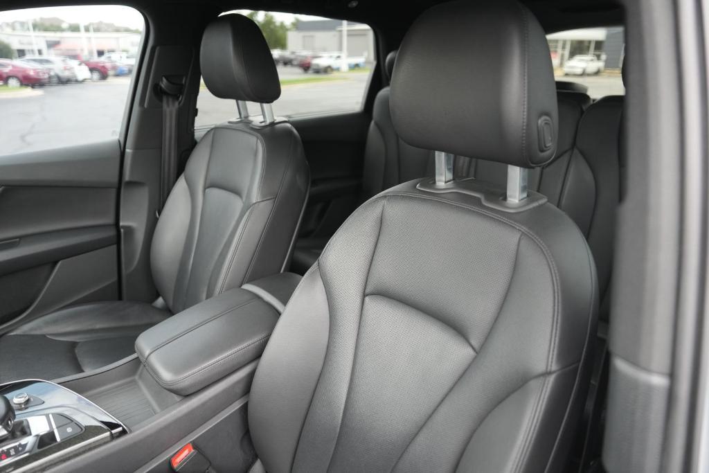 used 2018 Audi Q7 car, priced at $18,293