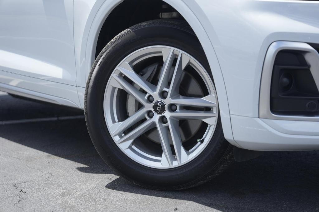 used 2023 Audi Q5 e car, priced at $35,695