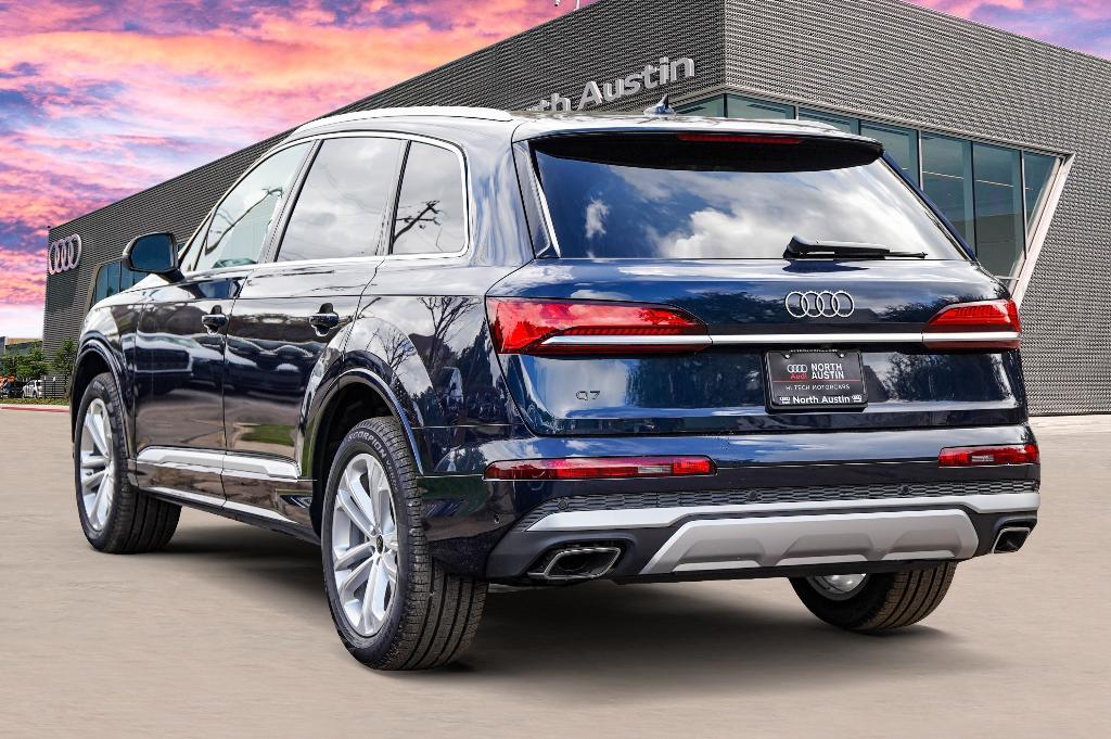 new 2025 Audi Q7 car, priced at $65,600